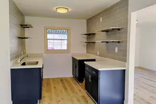 5810 Southseas St, Houston, TX 77033 - Photo 6