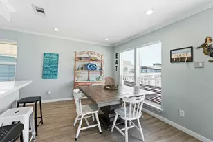 22102 Zapata Dr, Galveston, TX 77554 - Photo 6