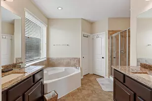 27 E Wolf Cabin Cir, Spring, TX 77389 - Photo 26