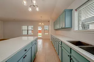 1922 S Bevington Oaks Circle, Katy, TX 77450 - Photo 2