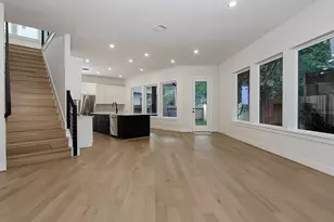 38 Honeycomb Rdg Pl, The Woodlands, TX 77380 - Photo 8