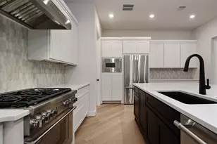 38 Honeycomb Rdg Pl, The Woodlands, TX 77380 - Photo 14