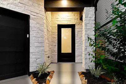 38 Honeycomb Ridge Place, The Woodlands, TX 77380 - Photo 2