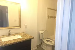 7118 Crownwest St, Houston, TX 77072 - Photo 40