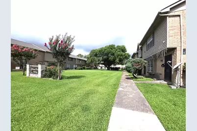 7118 Crownwest Street #7118, Houston, TX 77072 - Photo 2