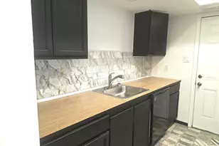 7118 Crownwest St, Houston, TX 77072 - Photo 14