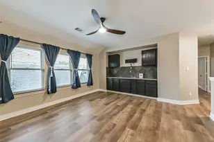 12918 Redbud Shores Ln, Houston, TX 77044 - Photo 38