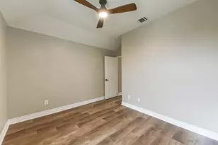 12918 Redbud Shores Ln, Houston, TX 77044 - Photo 40