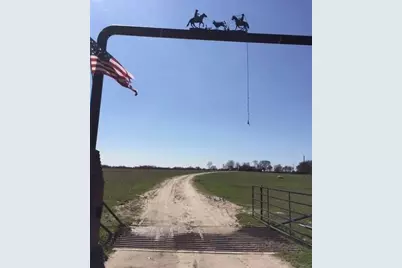 44 Lake Falls Lane, Huntsville, TX 77320 - Photo 2