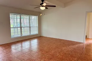 446 Capehill Dr, Houston, TX 77598 - Photo 10