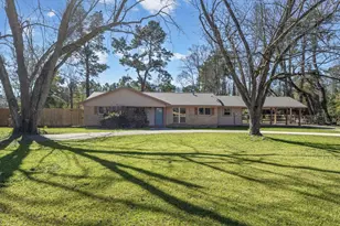 44271 Hwy 105, Batson, TX 77519 - Photo 2