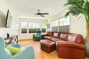1212 Ball, Galveston, TX 77550 - Photo 4