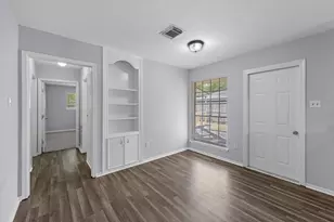 2012 Isla Dr, Pearland, TX 77581 - Photo 10