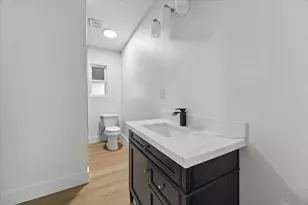 817 E 32nd St, Houston, TX 77022 - Photo 6