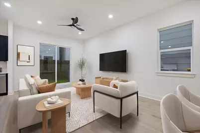 961 Highland Light Lane, Houston, TX 77091 - Photo 8
