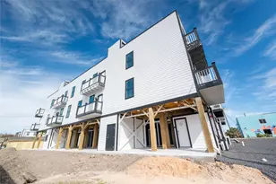 805 Avenue K, Galveston, TX 77550 - Photo 10