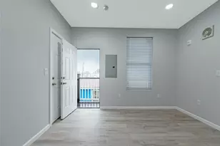 805 Avenue K, Galveston, TX 77550 - Photo 4