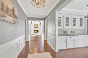 15806 Larkfield Dr, Houston, TX 77059 - Photo 2