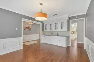 15806 Larkfield Dr, Houston, TX 77059 - Photo 8