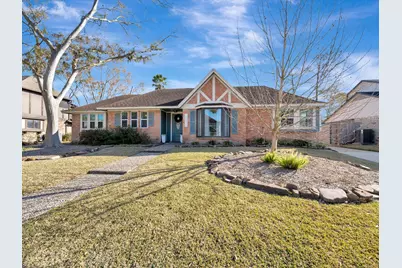 15806 Larkfield Drive, Houston, TX 77059 - Photo 46