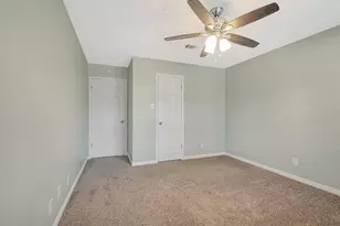 15806 Larkfield Dr, Houston, TX 77059 - Photo 36