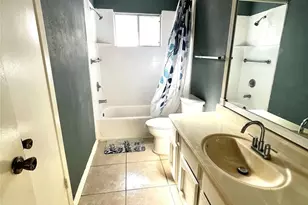 2406 Farriers Bend Dr, Friendswood, TX 77546 - Photo 12