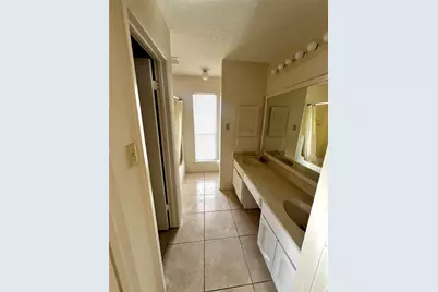 2406 Farriers Bend Drive, Friendswood, TX 77546 - Photo 10