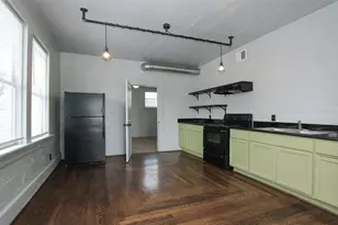 316 Eastwood St, Houston, TX 77011 - Photo 6