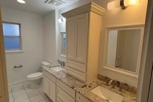 10915 Ella Lee Ln, Houston, TX 77042 - Photo 4
