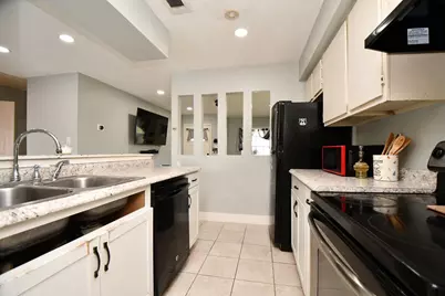 9458 Neuens Road #9458, Houston, TX 77080 - Photo 12