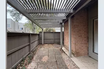 1629 S Kirkwood Road #202, Houston, TX 77077 - Photo 28