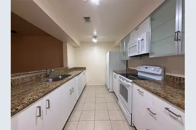 1629 S Kirkwood Road #202, Houston, TX 77077 - Photo 2