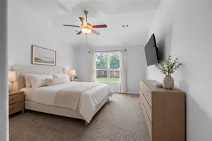 12137 Pearl Bay Ln, Conroe, TX 77304 - Photo 8