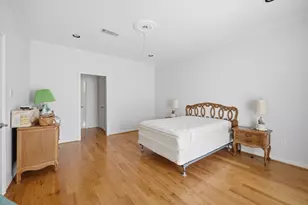 2107 Stonewalk Dr, Houston, TX 77056 - Photo 32
