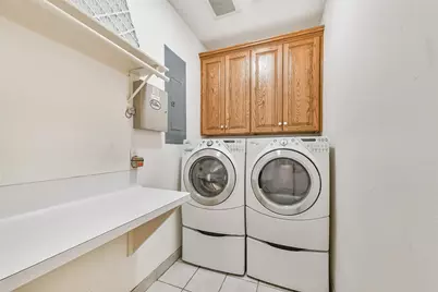 5723 Stewart Avenue, Galveston, TX 77551 - Photo 24