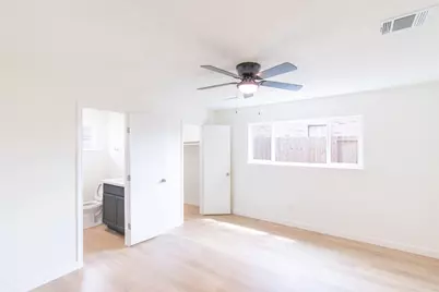 3906 Knotty Oaks Trail, Houston, TX 77045 - Photo 18