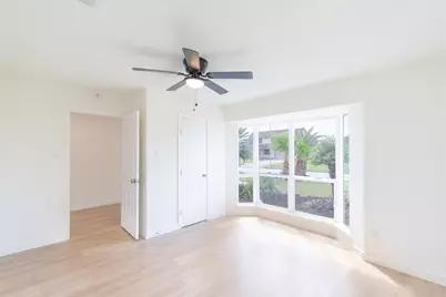 3906 Knotty Oaks Trail, Houston, TX 77045 - Photo 14