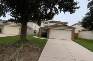 2823 Oakland Brook St, Houston, TX 77038 - Photo 2
