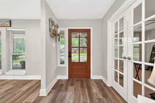 37 Windsor Dr, Conroe, TX 77304 - Photo 2