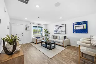 6002 Madden Ln, Houston, TX 77048 - Photo 2