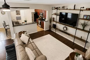 13010 Jasmine Park Ln, Houston, TX 77044 - Photo 2