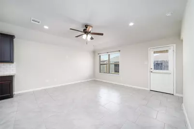 8307 Oakleaf Meadow Court, Rosharon, TX 77583 - Photo 12