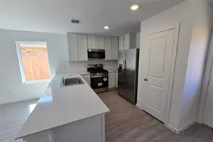 18514 Camellia Ter Dr, Crosby, TX 77532 - Photo 2