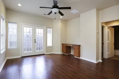 5615 Winsome Villas Lane #H, Houston, TX 77057 - Photo 8