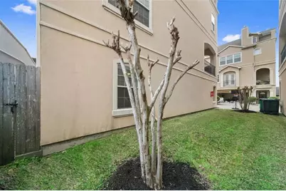 5615 Winsome Villas Lane #H, Houston, TX 77057 - Photo 20