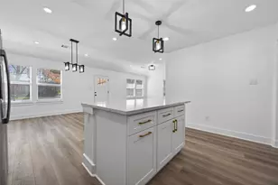 512 W Jefferson St, Brenham, TX 77833 - Photo 12