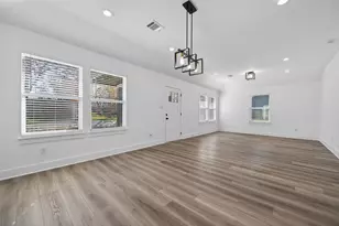 512 W Jefferson St, Brenham, TX 77833 - Photo 4