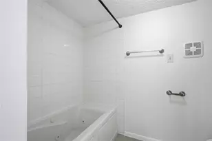 10110 Forum W Dr, Houston, TX 77036 - Photo 14