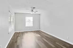 6421 Teluco St, Houston, TX 77055 - Photo 4