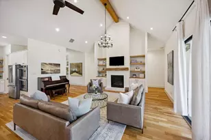 9333 Spring Branch Dr, Houston, TX 77080 - Photo 22